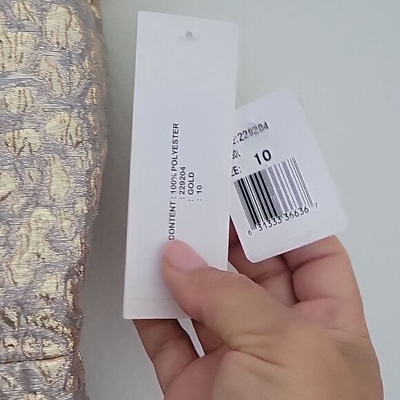 Teri John by Rickie Freeman formal dress - Picture 3 of 15